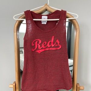 5th and Ocean Cincinnati Reds tank size medium